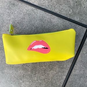 Lips Makeup bag